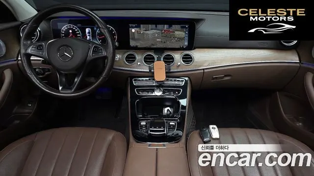 MERCEDES BENZ E-Classe W213 E300 Exclusive 2018 — photo 9 sur 31
