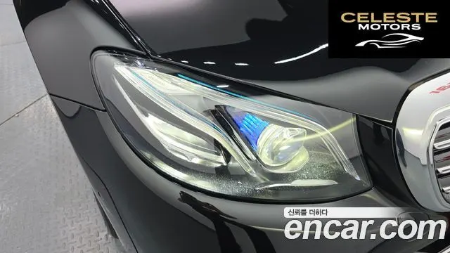 MERCEDES BENZ E-Classe W213 E400 4MATIC Exclusive 2017 — photo 8 sur 32