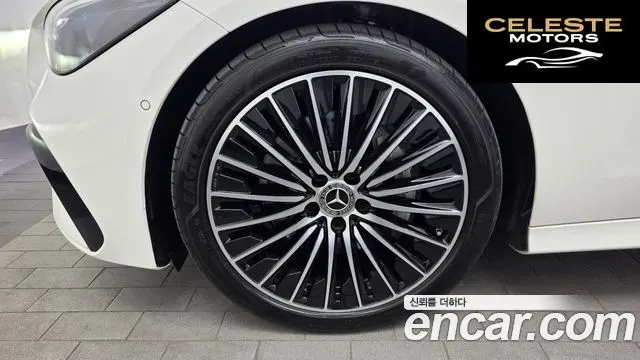 MERCEDES BENZ CLE-Classe C236 CLE200 Coupé 2025 — photo 5 sur 34
