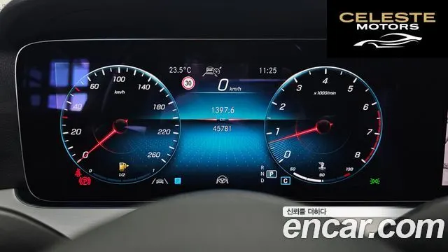MERCEDES BENZ E-Classe W213 E250 Avantgarde 2021 — photo 10 sur 35