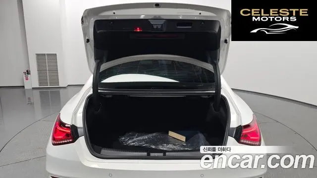 MERCEDES BENZ CLA-Classe C118 CLA250 4MATIC 2020 — photo 28 sur 30