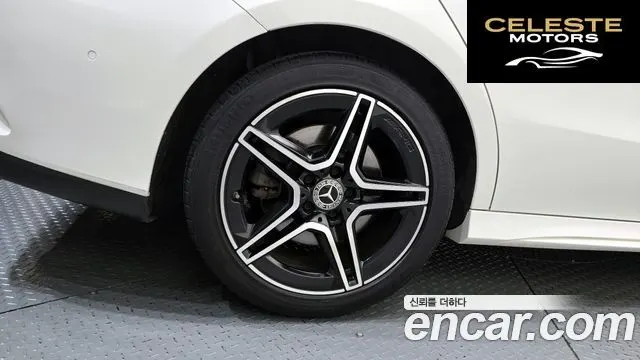 MERCEDES BENZ CLA-Classe C118 CLA250 4MATIC 2021 — photo 5 sur 30