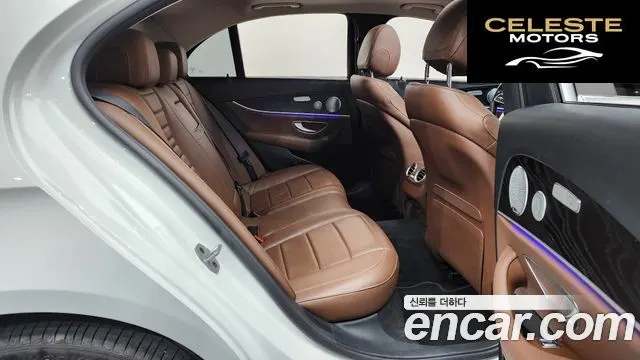 MERCEDES BENZ E-Classe W213 E300 4MATIC Avantgarde 2019 — photo 17 sur 33