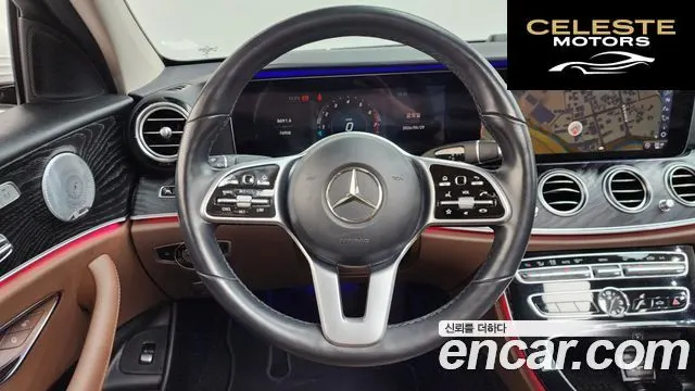 MERCEDES BENZ E-Classe W213 E300 4MATIC Avantgarde 2019 — photo 19 sur 33