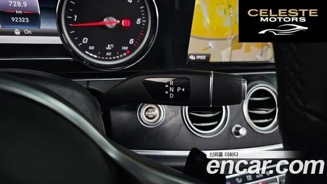 MERCEDES BENZ E-Classe W213 E220d Avantgarde 2019 — photo 24 sur 49