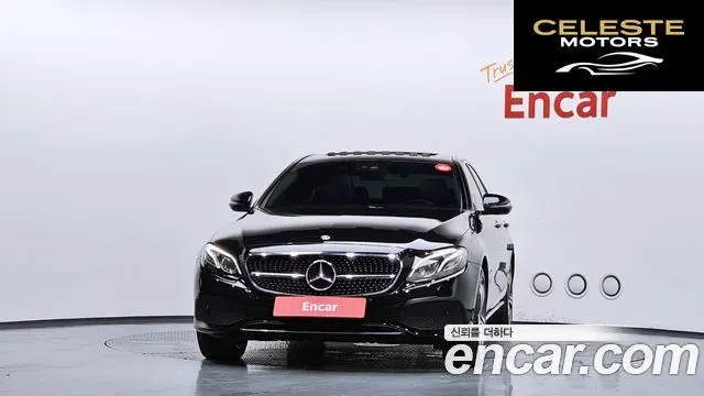 MERCEDES BENZ E-Classe W213 E220d Avantgarde 2019 — photo 3 sur 49