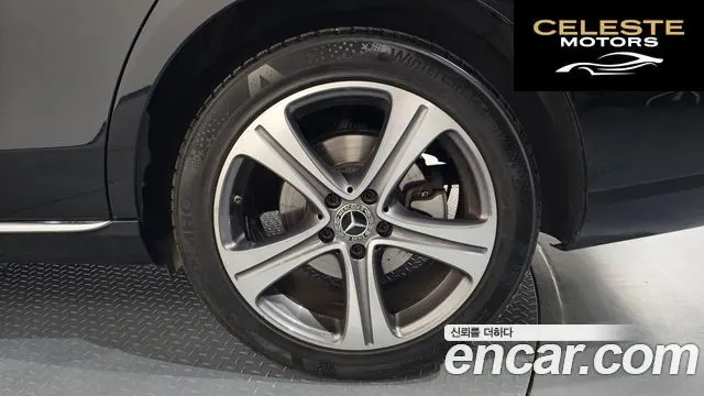 MERCEDES BENZ E-Classe W213 E220d Avantgarde 2019 — photo 5 sur 49