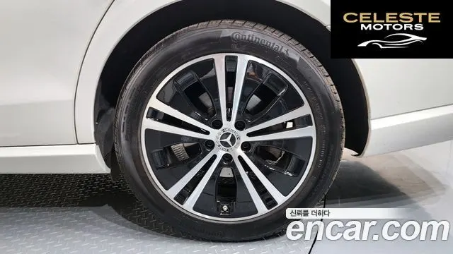 MERCEDES BENZ E-Classe W213 E250 Avantgarde 2022 — photo 7 sur 46