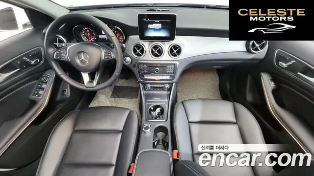 MERCEDES BENZ GLA-Classe X156 GLA220 Premium 2019 — photo 10 sur 34