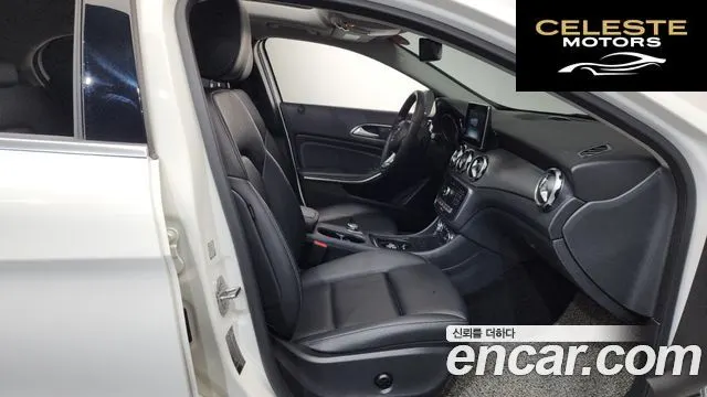 MERCEDES BENZ GLA-Classe X156 GLA220 Premium 2019 — photo 16 sur 34