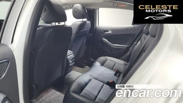 MERCEDES BENZ GLA-Classe X156 GLA220 Premium 2019 — photo 17 sur 34