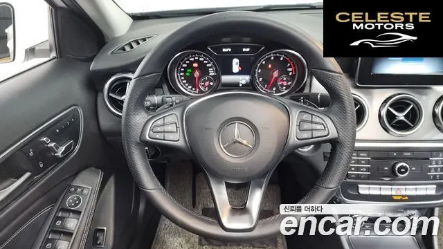 MERCEDES BENZ GLA-Classe X156 GLA220 Premium 2019 — photo 20 sur 34