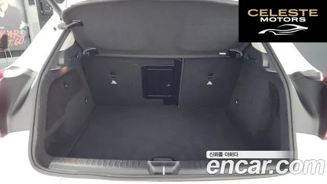 MERCEDES BENZ GLA-Classe X156 GLA220 Premium 2019 — photo 34 sur 34