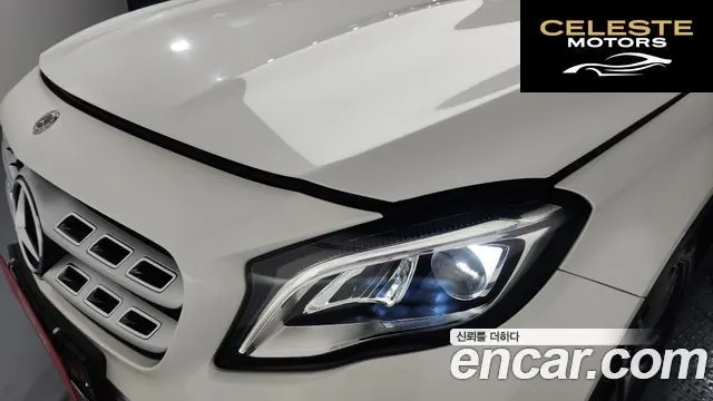 MERCEDES BENZ GLA-Classe X156 GLA220 Premium 2019 — photo 8 sur 34