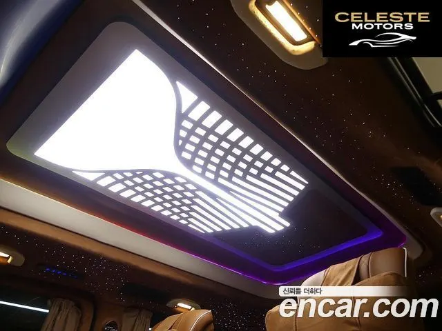 MERCEDES BENZ V-Classe V220 CDI 2023 — photo 16 sur 26