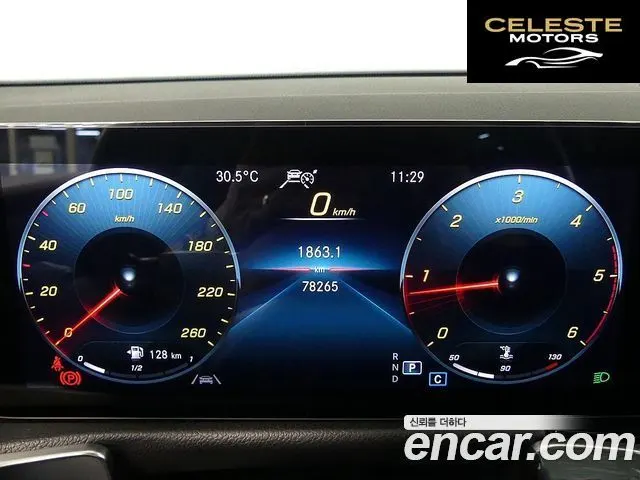 MERCEDES BENZ GLB-Classe X247 GLB200 d 2021 — photo 4 sur 26