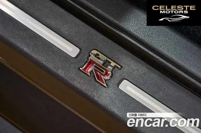 NISSAN GT-R 3.8 2008 — photo 11 sur 26