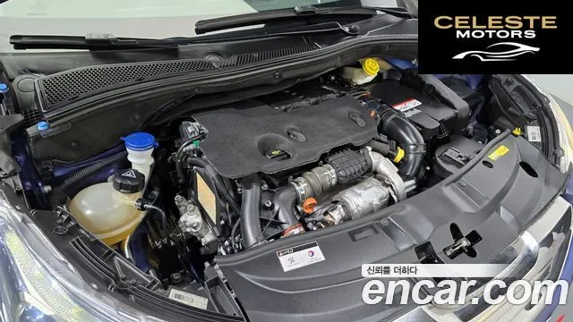 PEUGEOT 2008 1.6 e-HDi 2015 — photo 6 sur 26