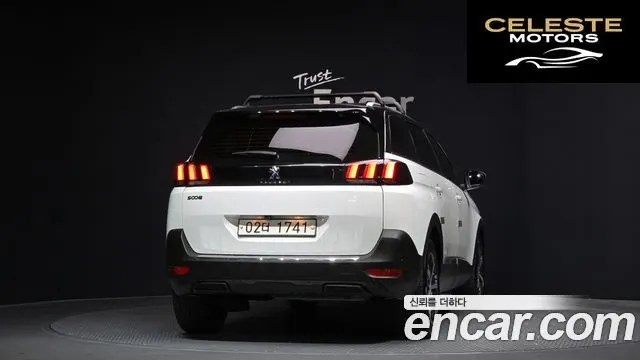 PEUGEOT 5008 21.5 BlueHDi 2019 — photo 4 sur 20