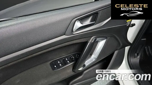 PEUGEOT 308 22.0 BlueHDi 2015 — photo 17 sur 20