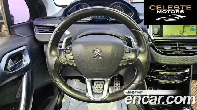 PEUGEOT 2008 1.6 e-HDi L 2015 — photo 13 sur 20