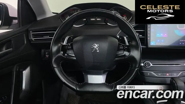 PEUGEOT 308 21.6 BlueHDi 2015 — photo 13 sur 20