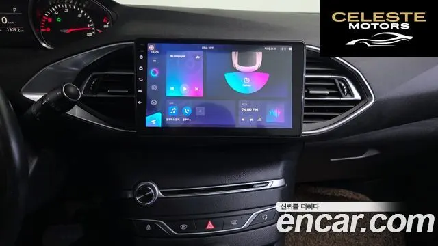 PEUGEOT 308 21.6 BlueHDi 2015 — photo 14 sur 20