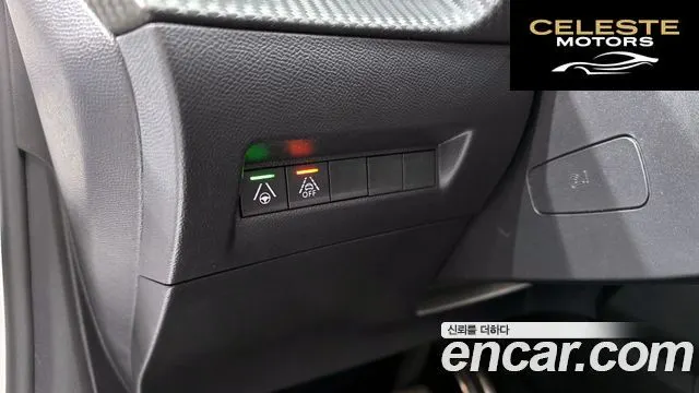 PEUGEOT e-208 2GT 2022 — photo 16 sur 20