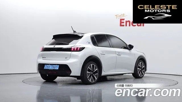 PEUGEOT e-208 2GT 2022 — photo 2 sur 20