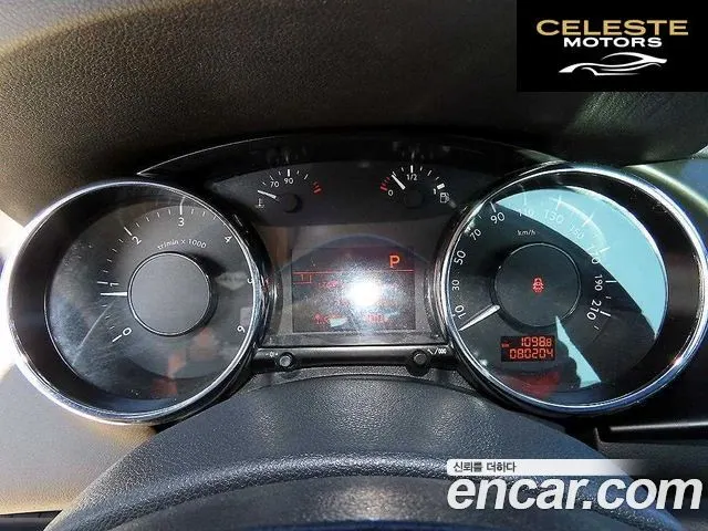 PEUGEOT 3008 2.0 HDi 2014 — photo 9 sur 26