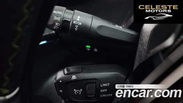 PEUGEOT e-2008 2EV GT 2021 — photo 14 sur 20