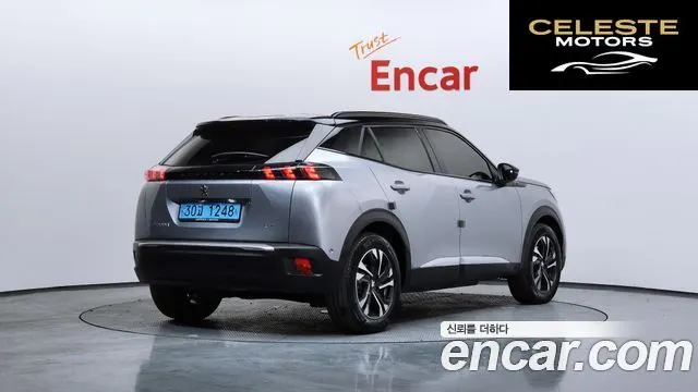 PEUGEOT e-2008 2EV GT 2021 — photo 2 sur 20
