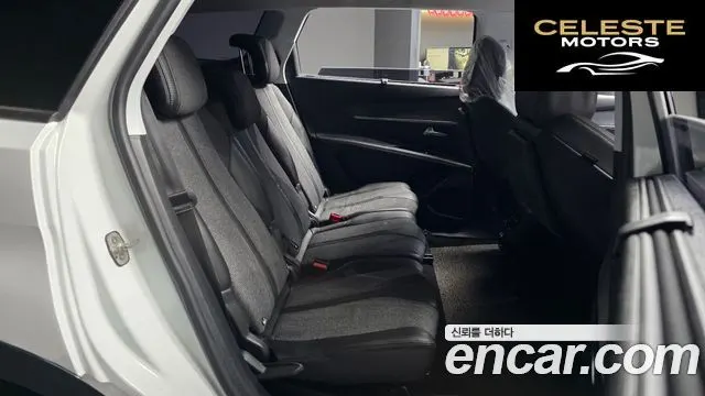 PEUGEOT 5008 21.6 BlueHDi 2018 — photo 12 sur 20
