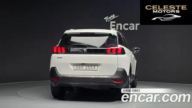 PEUGEOT 5008 21.6 BlueHDi 2018 — photo 4 sur 20