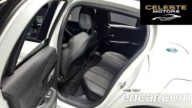 PEUGEOT e-208 2GT 2022 — photo 12 sur 20