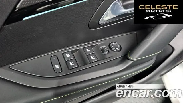 PEUGEOT e-208 2GT 2022 — photo 18 sur 20