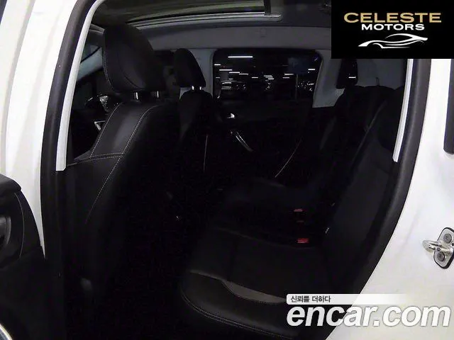 PEUGEOT 2008 1.6 e-HDi S 2015 — photo 7 sur 25