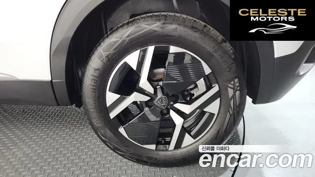 PEUGEOT 2008 21.5 BlueHDi GT 2024 — photo 5 sur 20