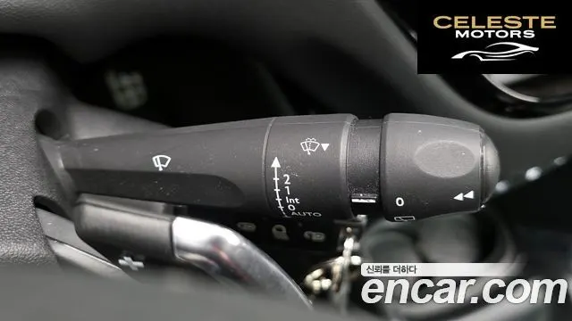 PEUGEOT 208 1.6 e-HDi 5portes 2016 — photo 18 sur 20
