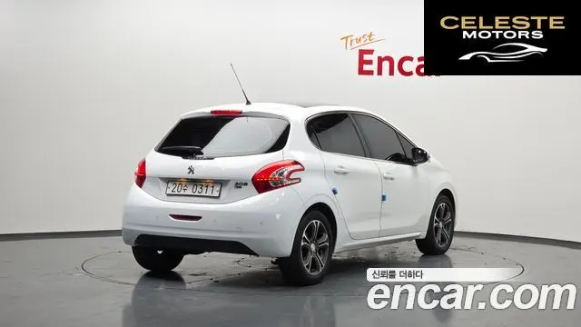 PEUGEOT 208 1.6 e-HDi 5portes 2016 — photo 2 sur 20