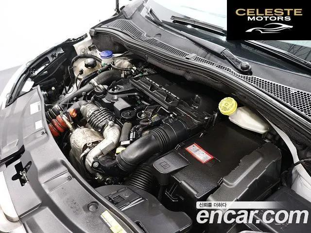 PEUGEOT 2008 1.6 BlueHDi 2015 — photo 20 sur 26