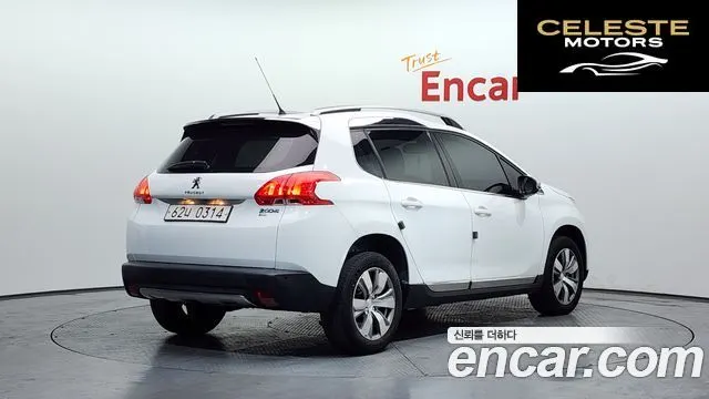 PEUGEOT 2008 1.6 e-HDi L 2016 — photo 2 sur 20