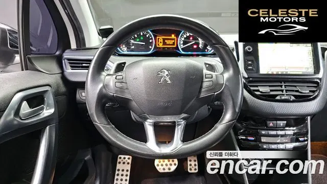 PEUGEOT 2008 1.6 BlueHDi 2016 — photo 12 sur 20