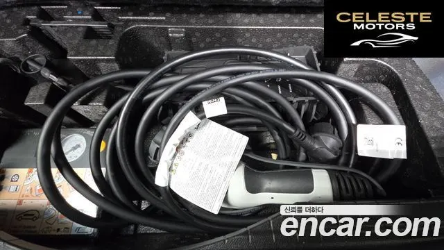 PEUGEOT e-2008 2EV GT 2022 — photo 19 sur 20