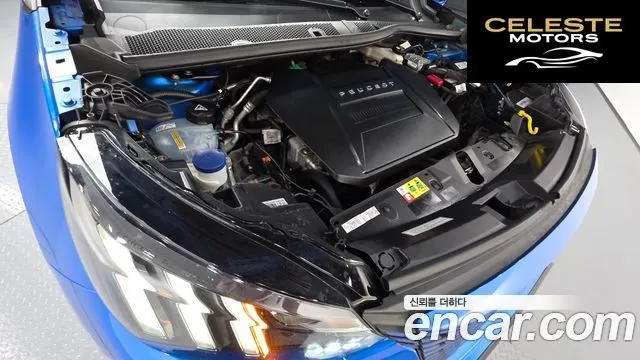 PEUGEOT e-2008 2EV GT 2022 — photo 6 sur 20
