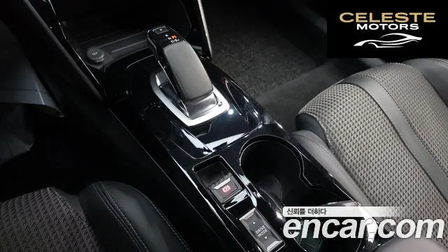 PEUGEOT e-2008 2EV GT 2022 — photo 9 sur 20
