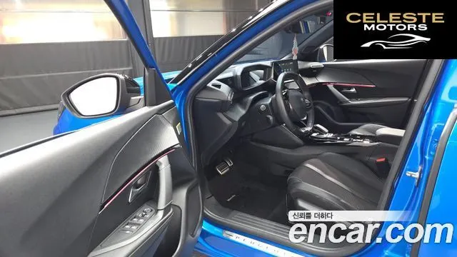 PEUGEOT e-2008 2EV GT 2022 — photo 10 sur 20