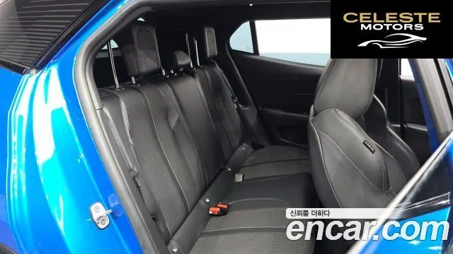 PEUGEOT e-2008 2EV GT 2022 — photo 12 sur 20