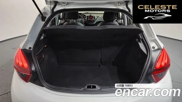 PEUGEOT 208 1.6 BlueHDi GT Line 5portes 2018 — photo 20 sur 20