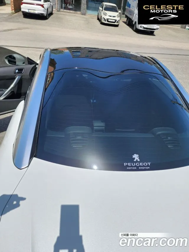 PEUGEOT RCZ 1.6 2013 — photo 12 sur 26